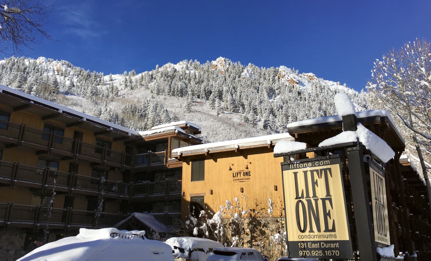 lift one condominiums photo