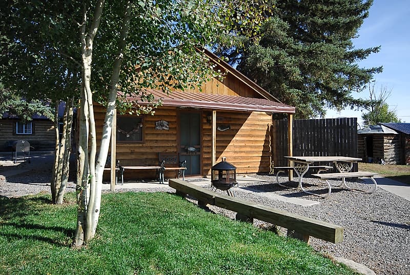 fisherman cabin photo