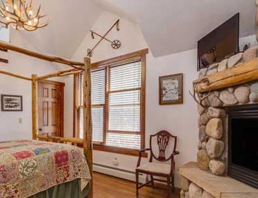 The Minturn Inn