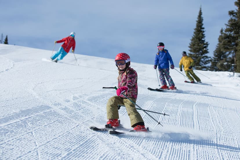 Kids skiing at Purgatory Resort