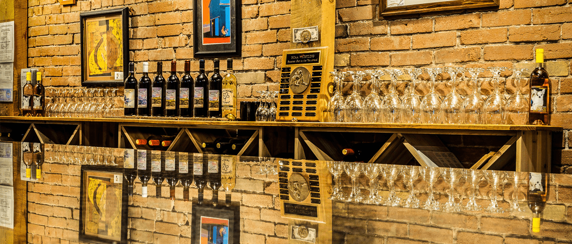 bar reflection photo