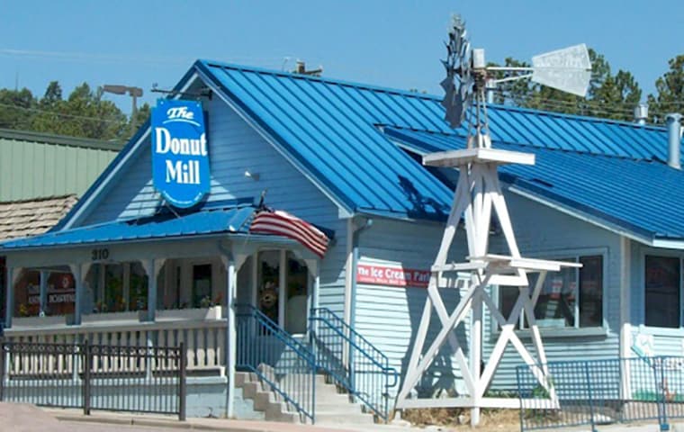 donut mill in woodland park photo
