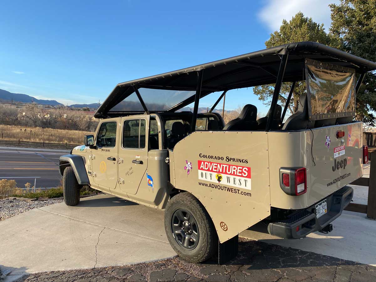 Adventure Out West's custom-built Jeep Gladiator