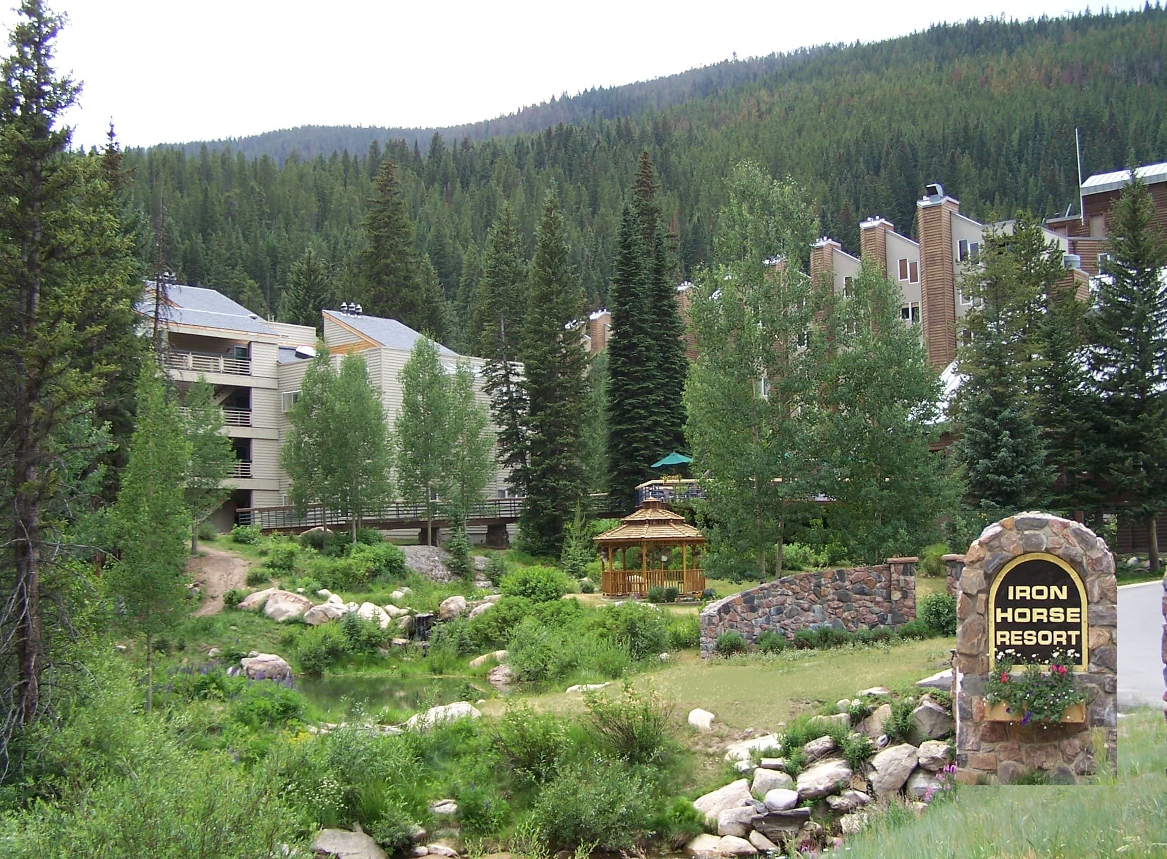 iron horse resort and gazebo photo