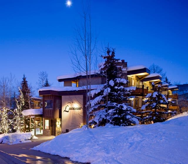 laurelwood studio suites photo