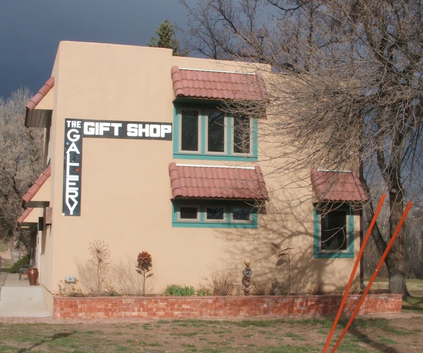 the gallery in the park: spanish peaks arts council (space), la veta, colorado photo