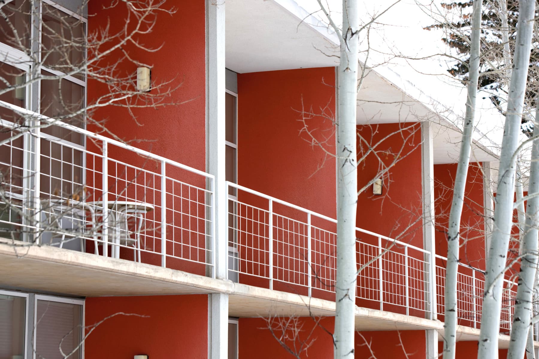 classic bauhaus-inspired design photo 6