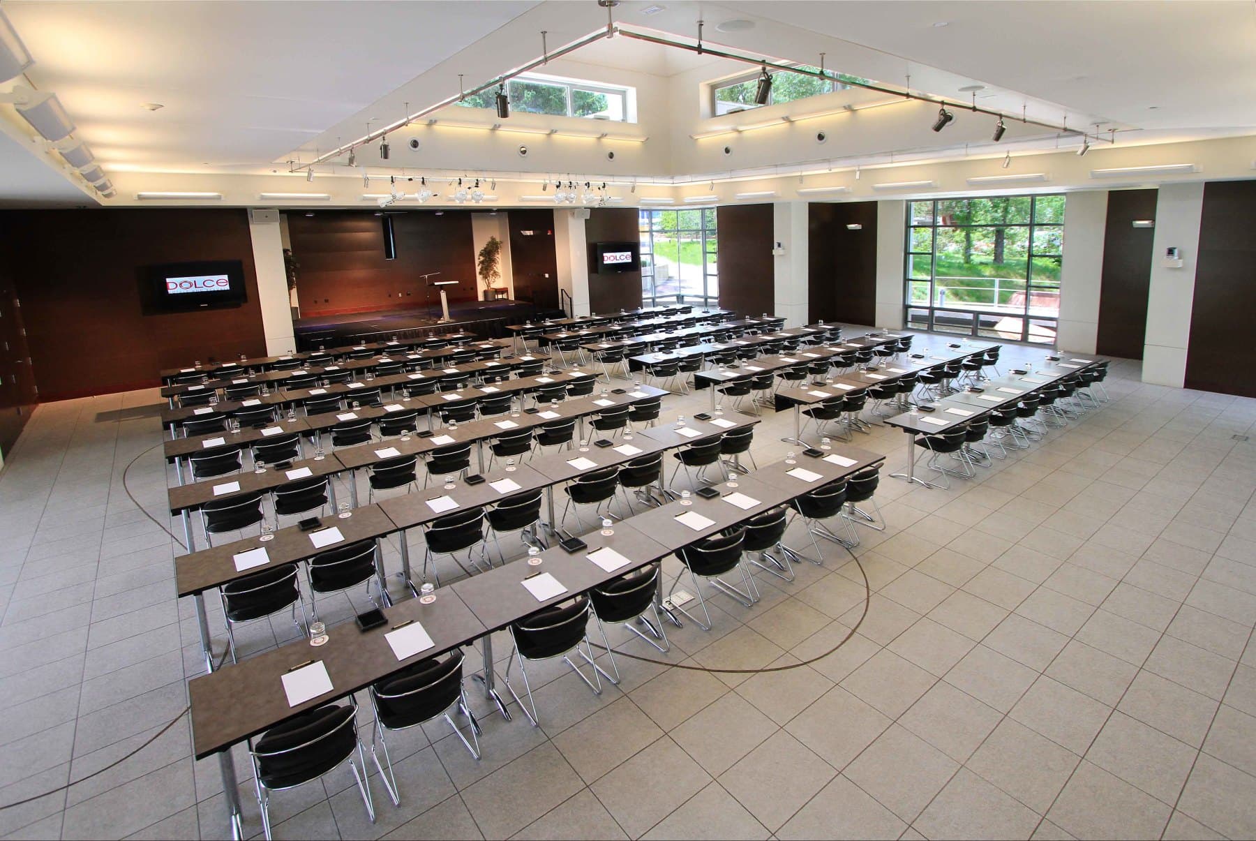 mcnulty ballroom in the doerr-hosier center photo 2