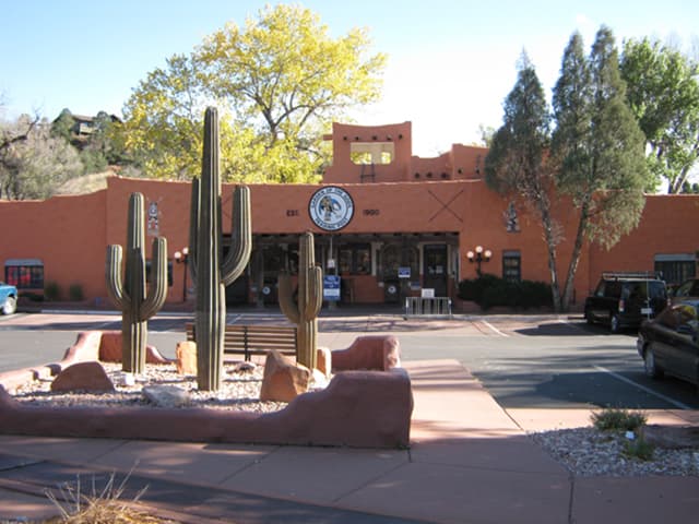 garden of the gods trading post photo