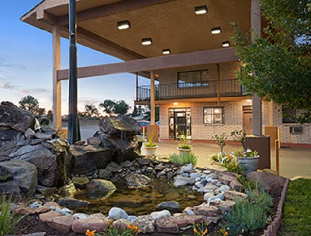 days inn cortez photo