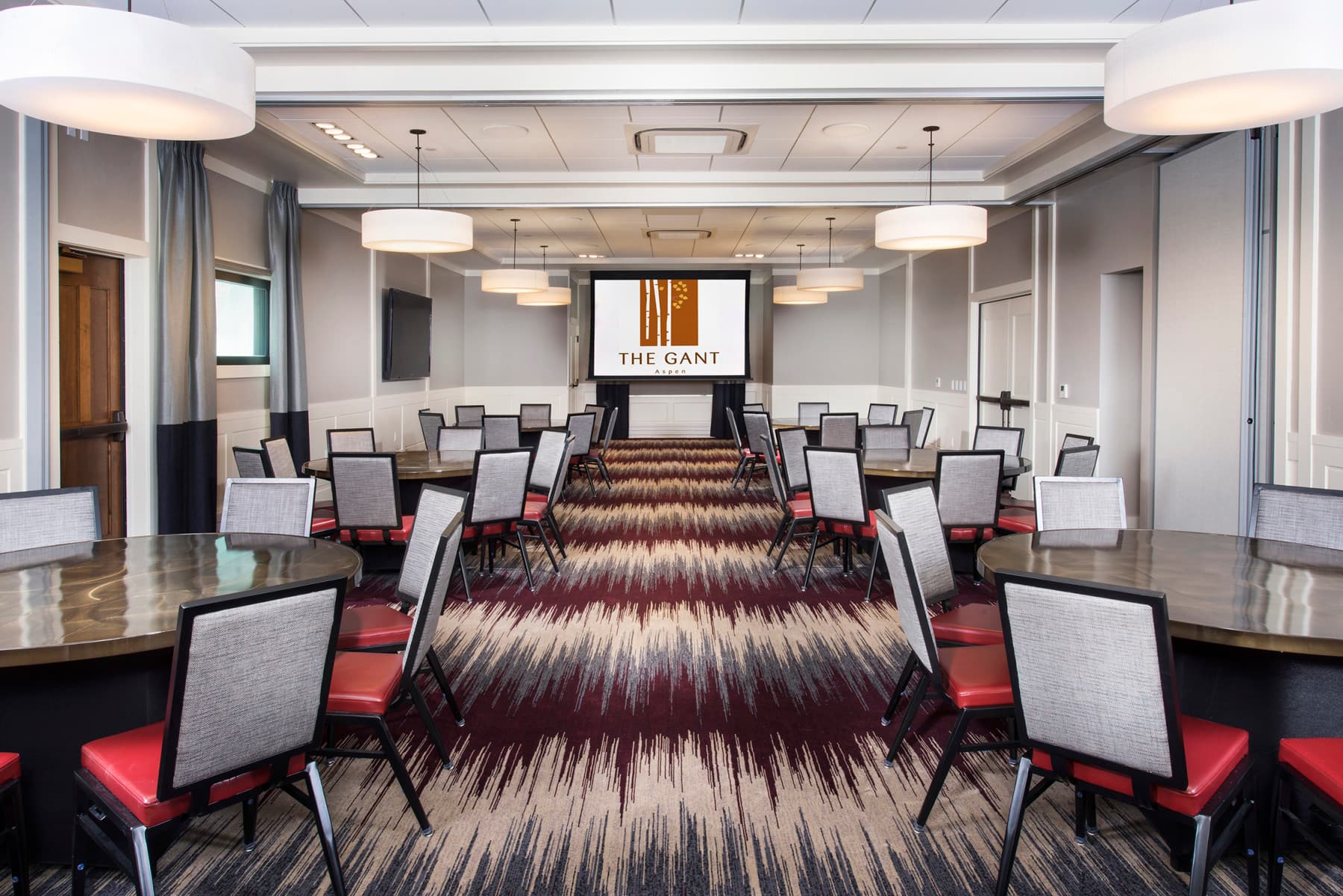 molly campbell conference center - conundrum meeting room photo 7