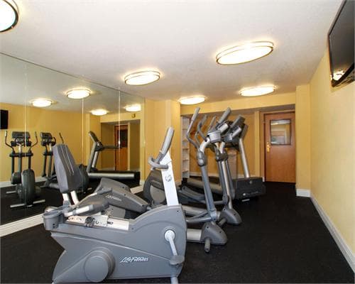 fitness room photo 7