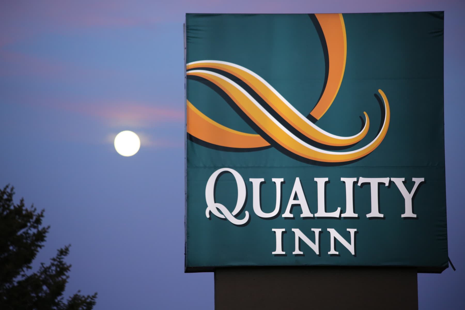 moon rising over estes park photo 17