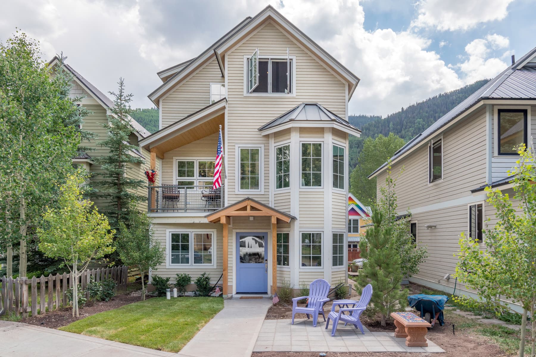 brand new spacious contemporary home! photo