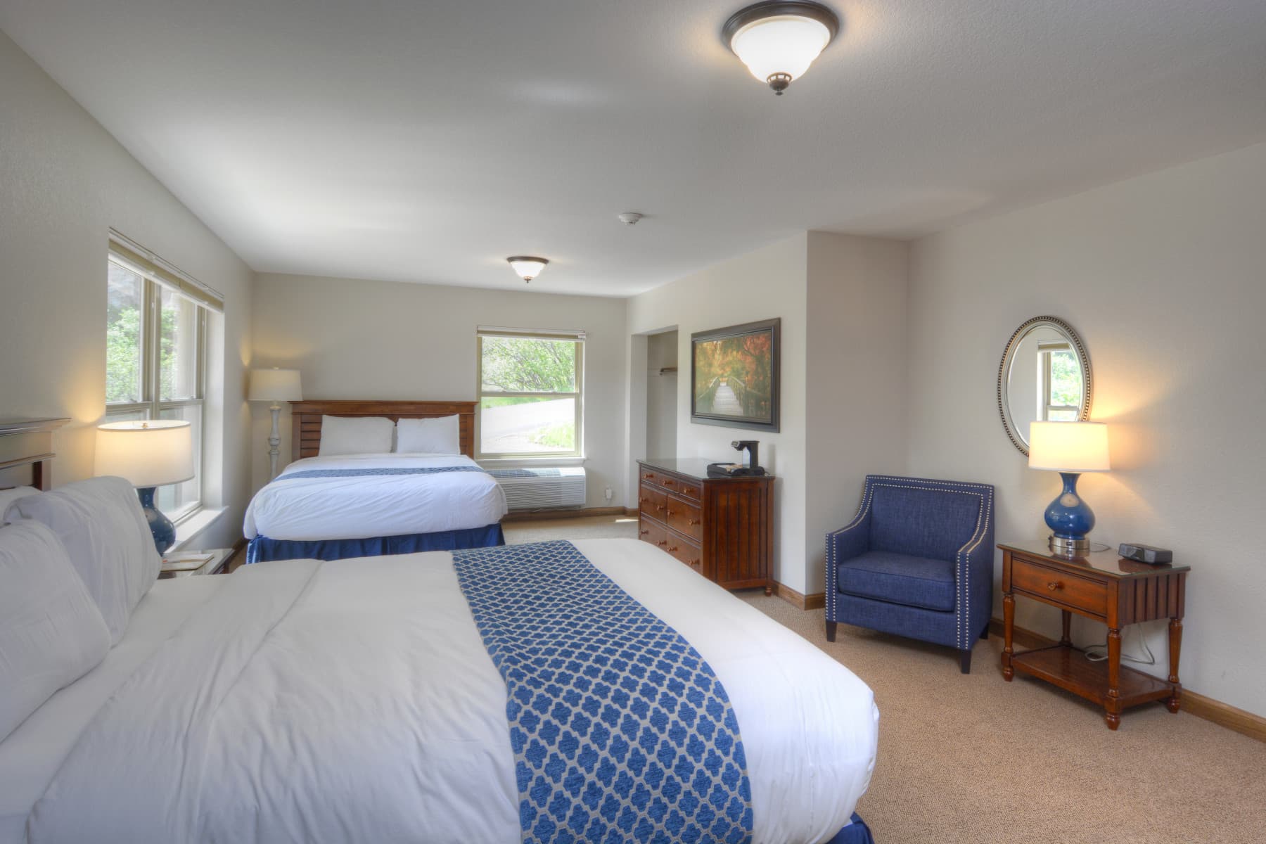 overnight lodging - cedar ridge photo 11