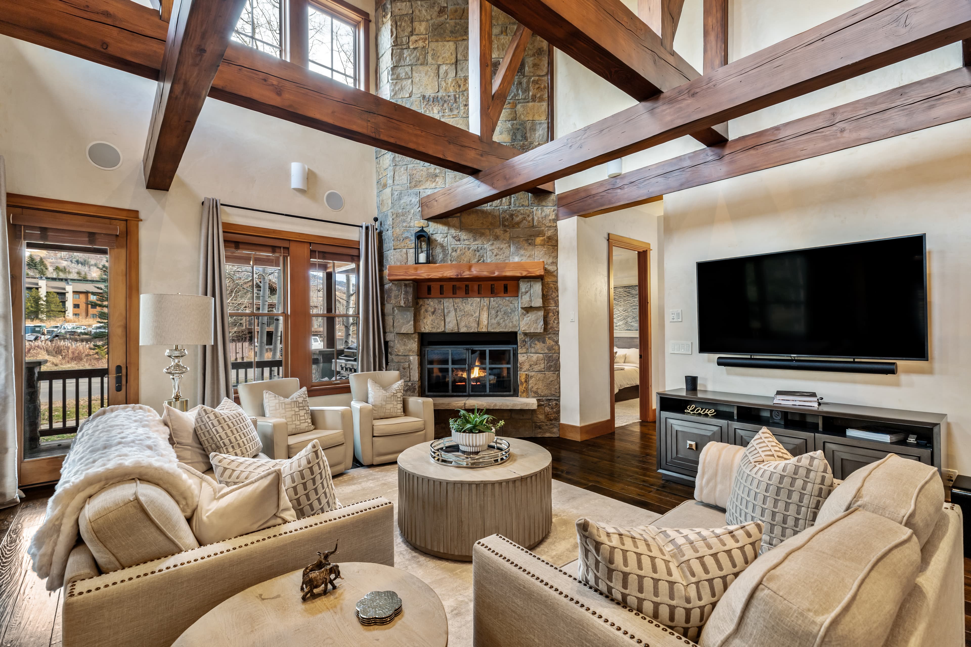 up to 25% off winter bookings! photo 2