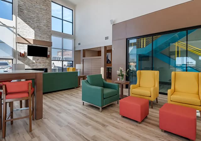comfort suites colorado springs east - medical center area photo 3