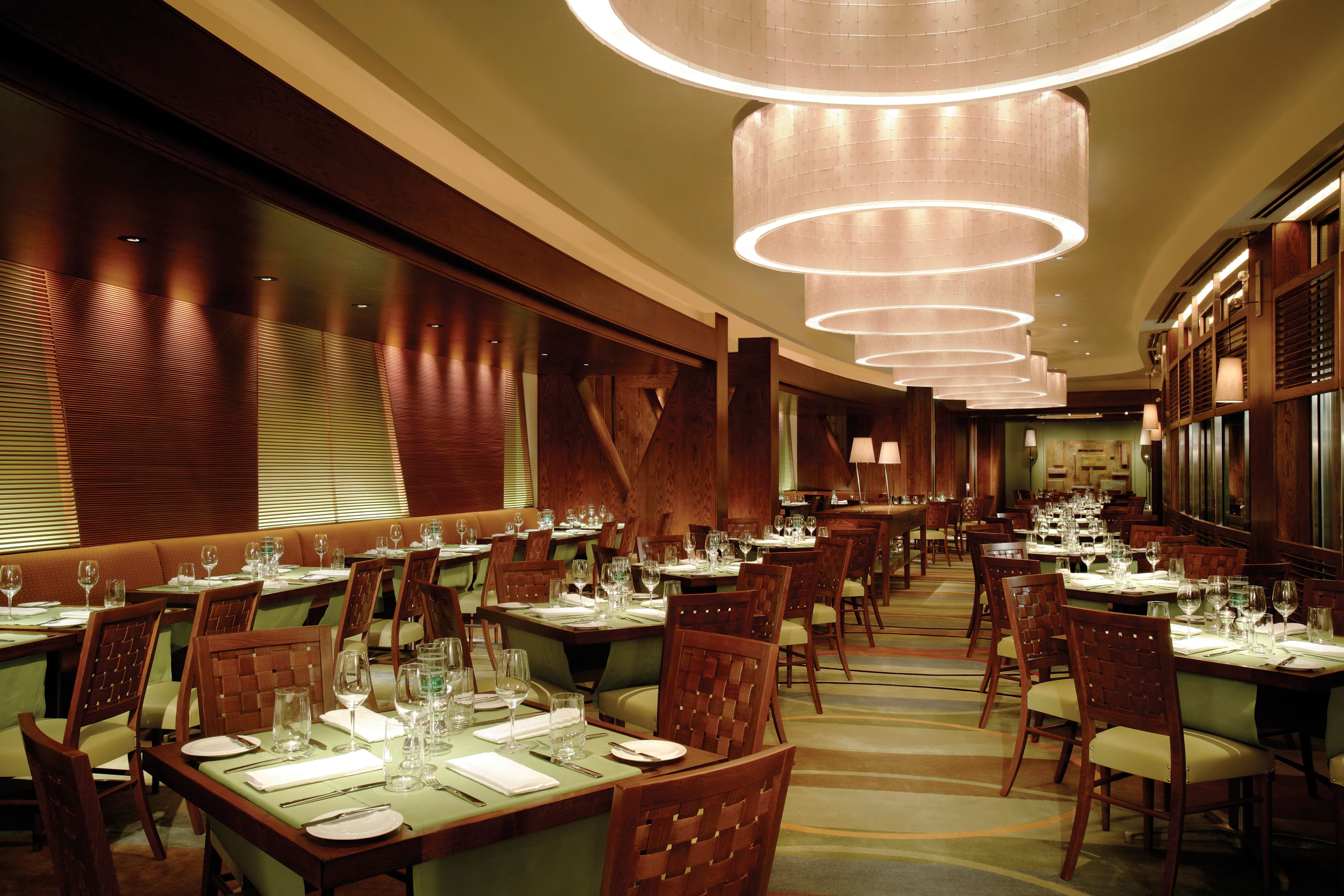summit dining room photo