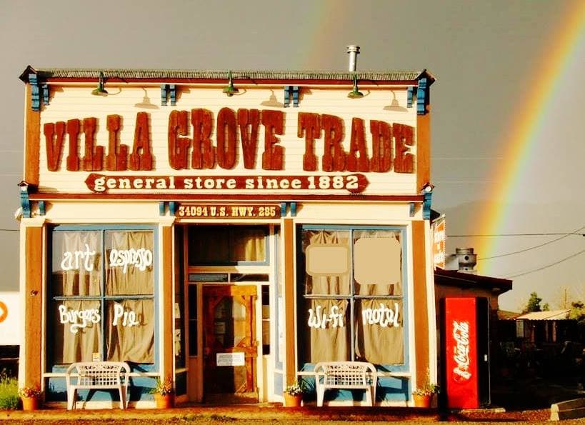 villa grove trade photo