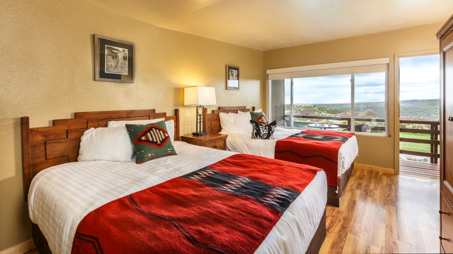 kiva deluxe room photo 9