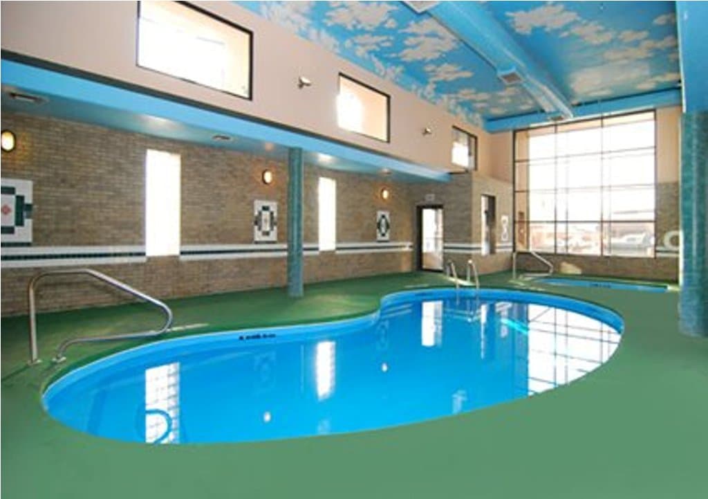 indoor pool photo 3