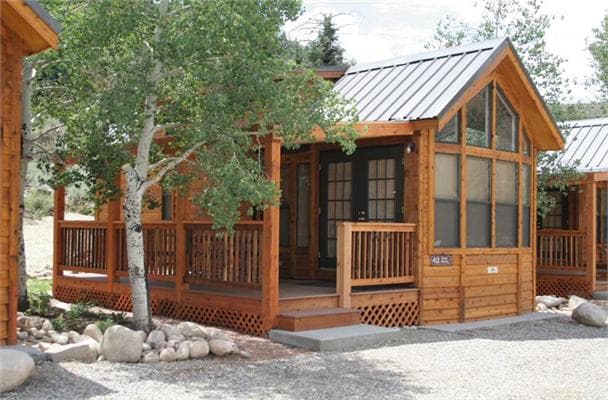 deluxe mtn. chalet photo 3