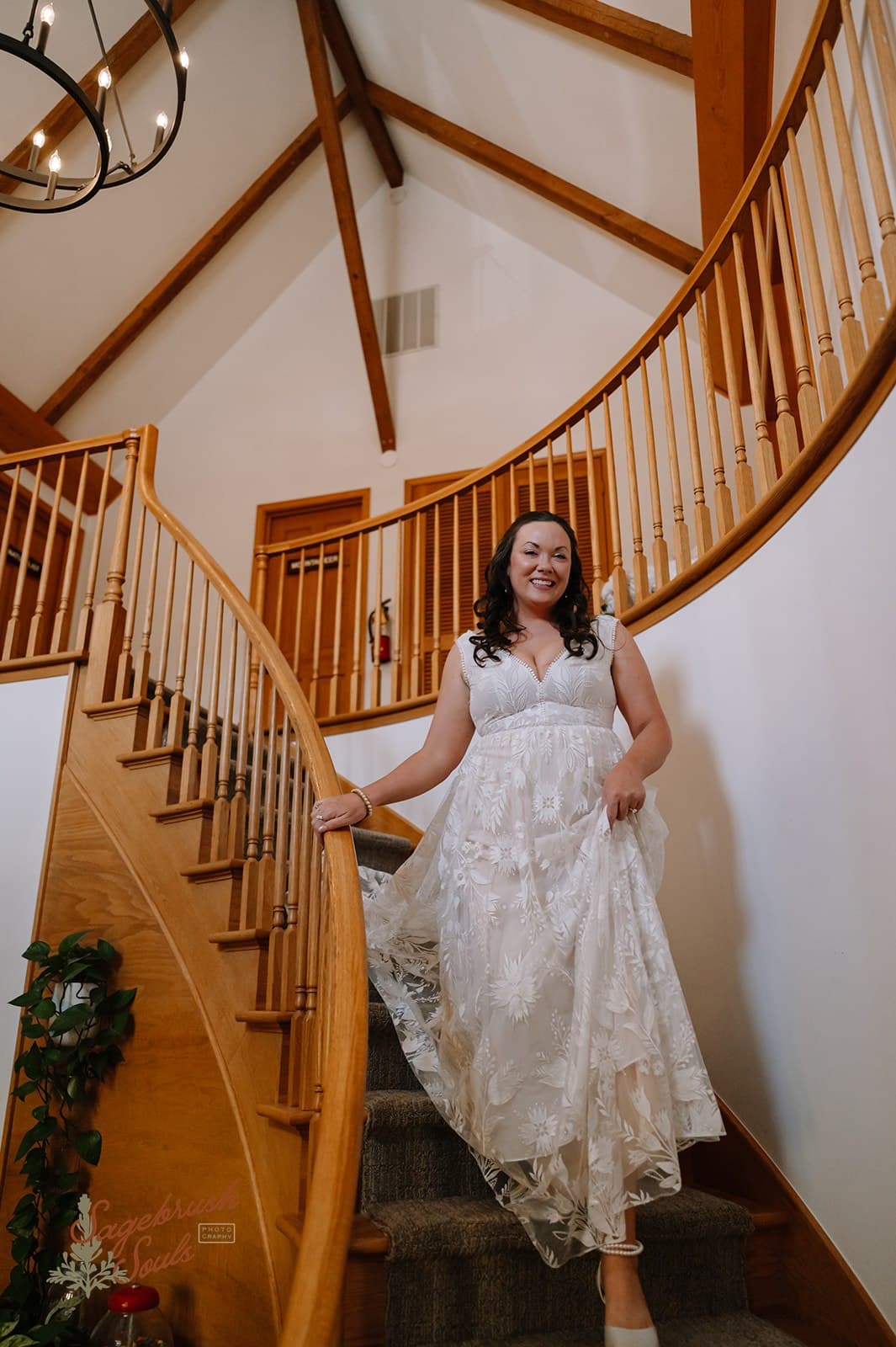 get ready for your wedding on-site for minimal stress on wedding day! choose from lodge rooms or luxury cabins to get ready for your big day. photo 15