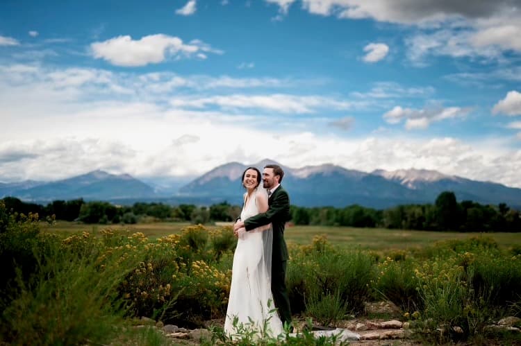 the perfect rocky mountain wedding! take photos with the collegiate peaks as your backdrop! photo 5