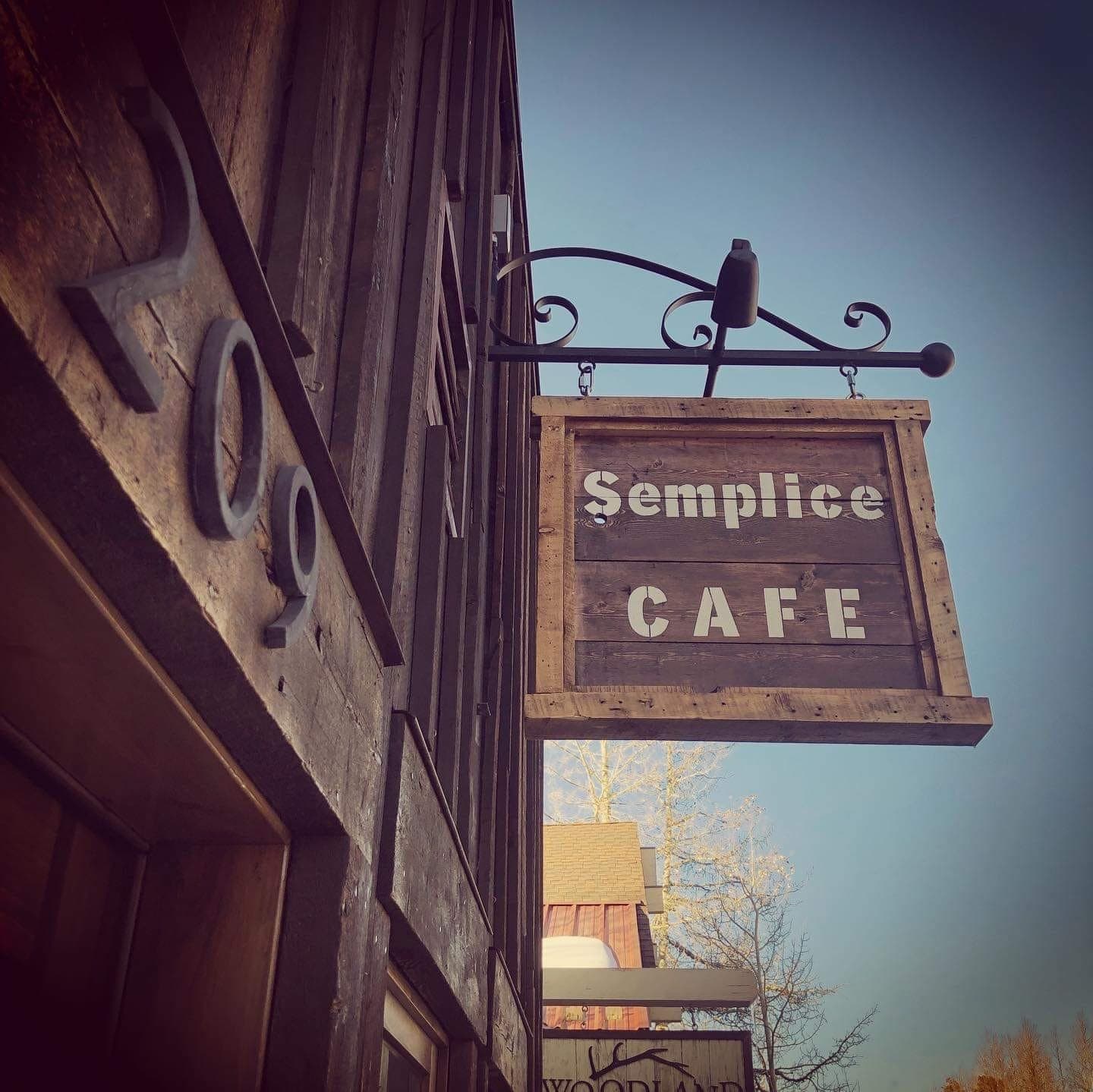 semplice cafe photo