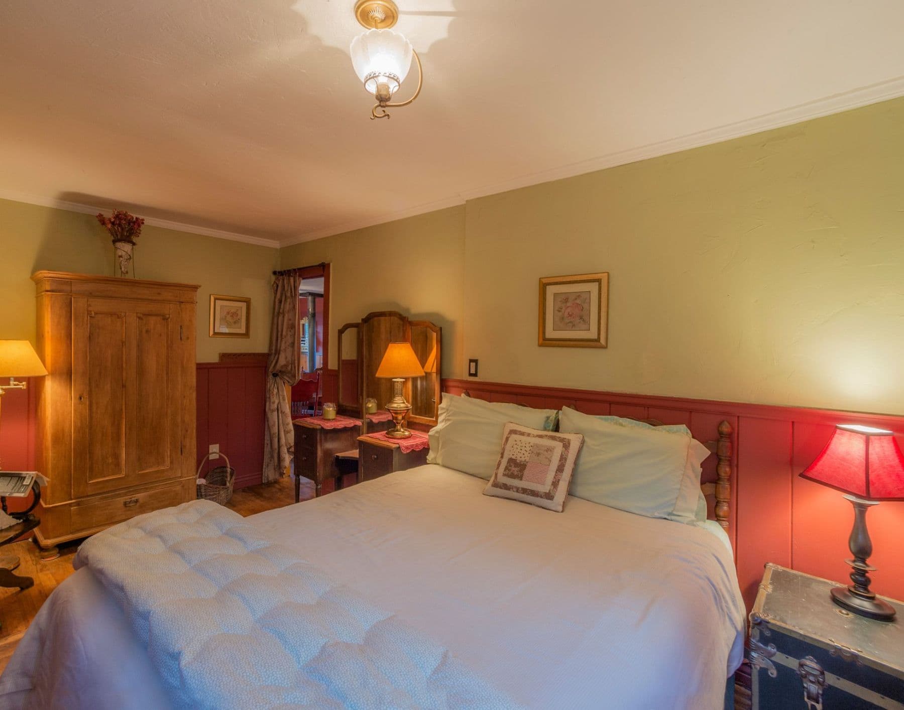 luna's bedroom 1 photo 4