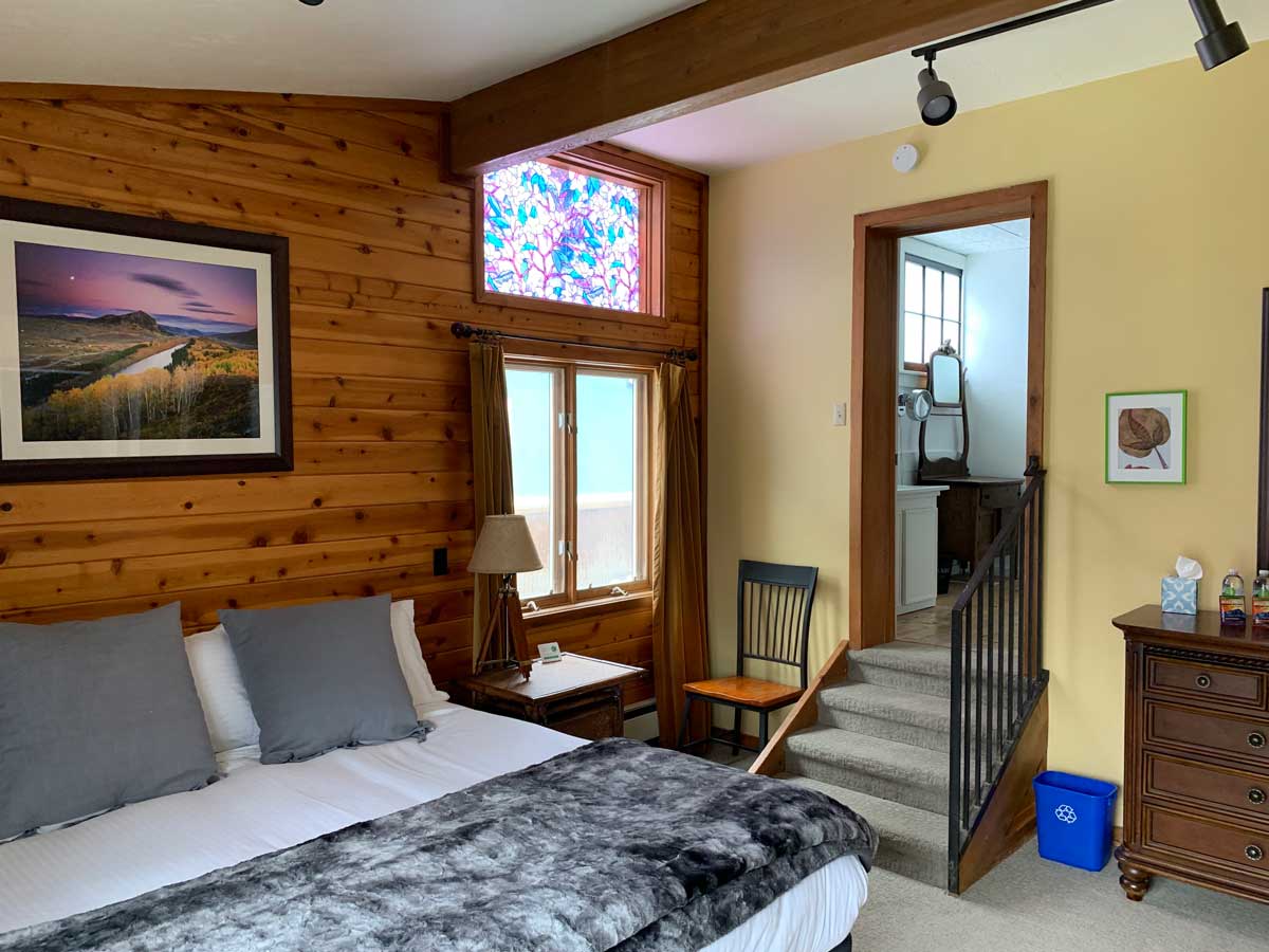 Purple Mountain Bed & Breakfast