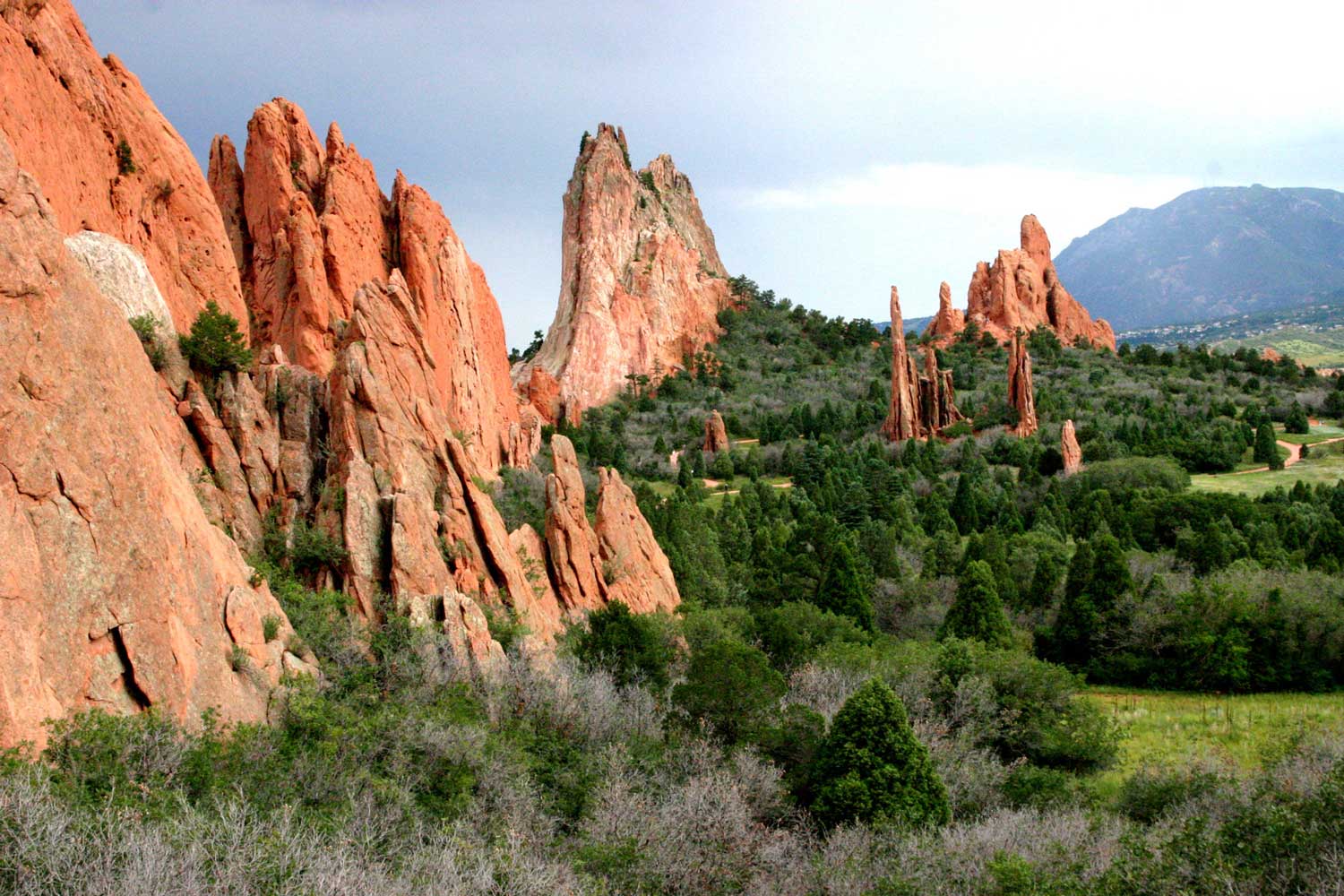 Garden of the Gods sandstone structures