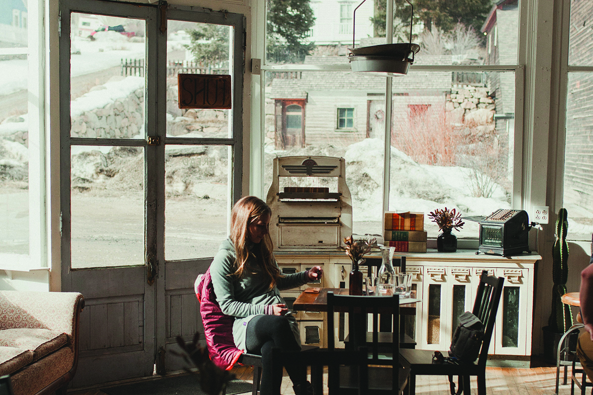 Cozy Up in Bread Bar