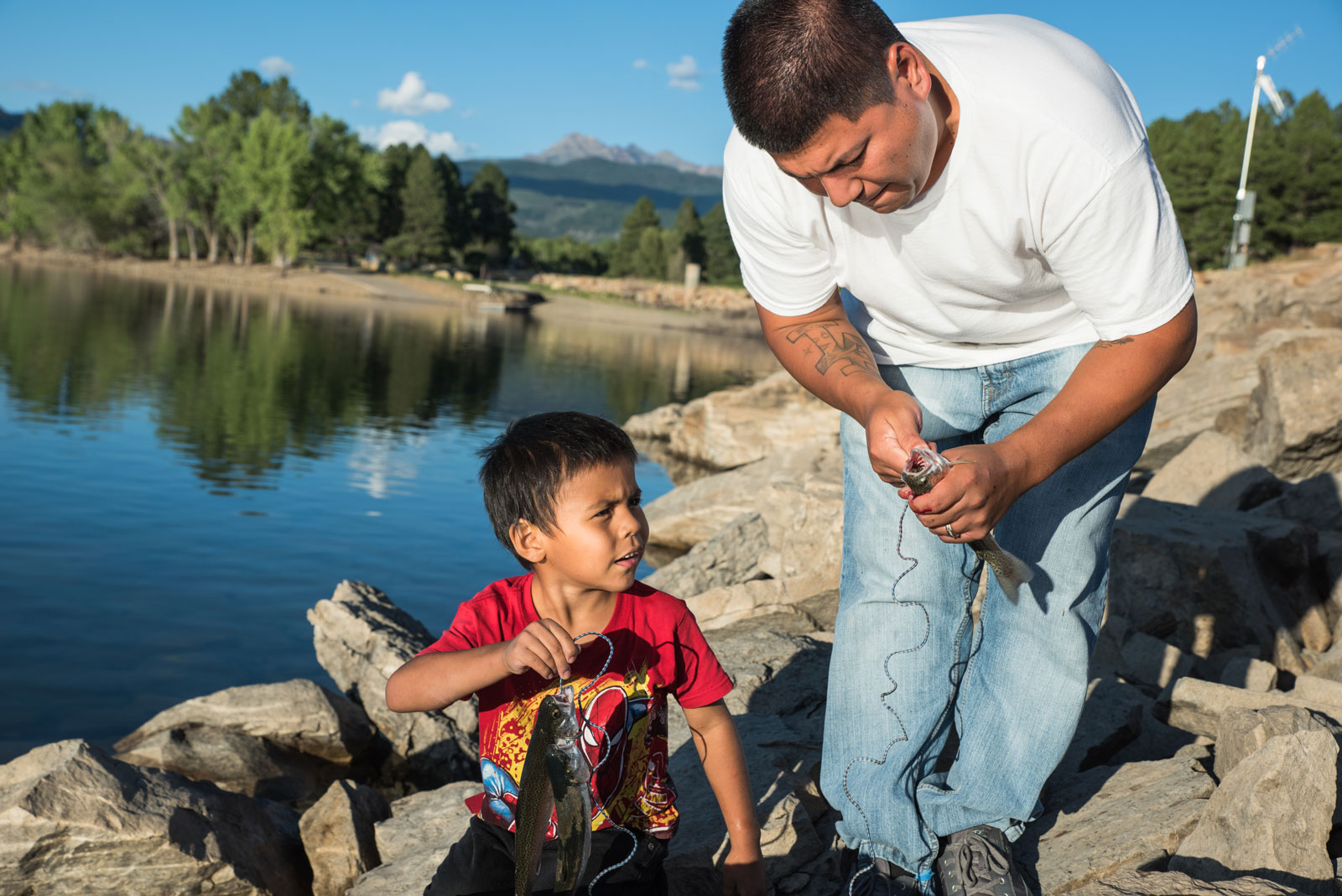 Family fishing in Mancos