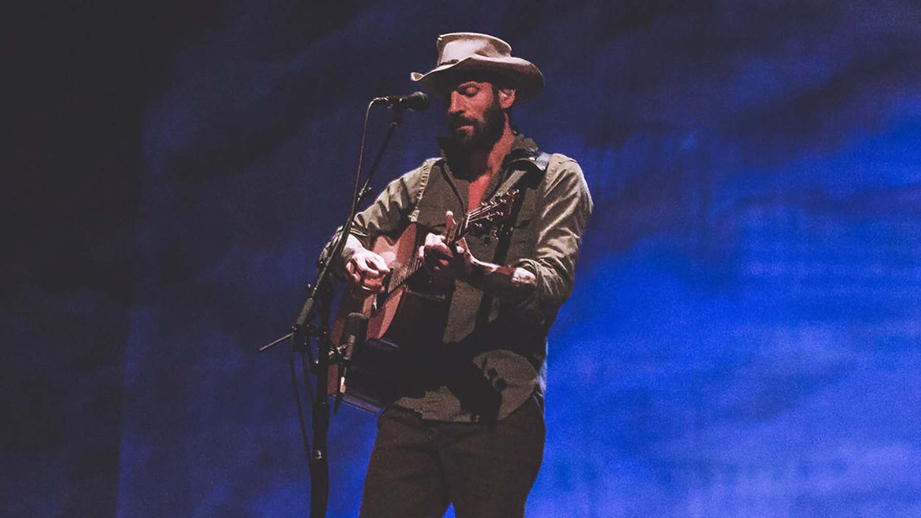 ray lamontagne w/ the weather station photo