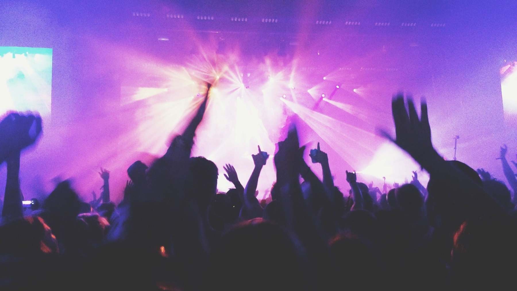 alt! the party photo