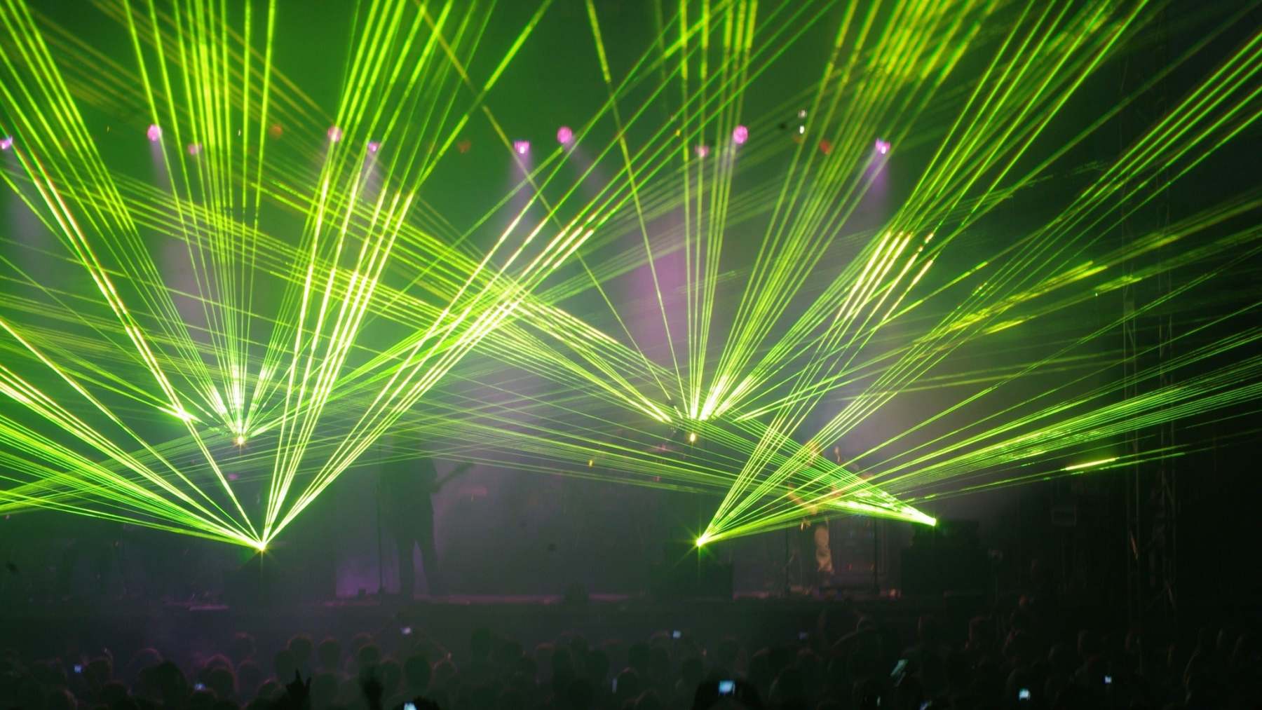 punchis punchis: banda rave experience - 18+ photo