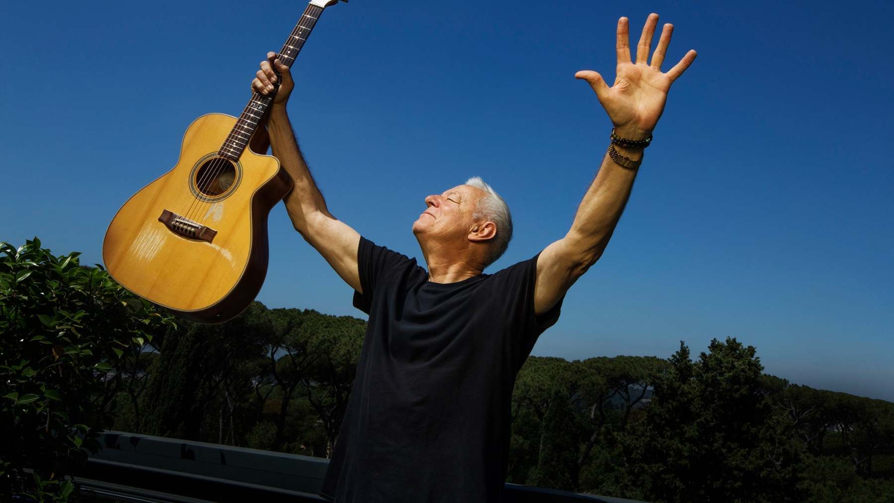 an evening with tommy emmanuel - all ages (under 16 with adult) photo