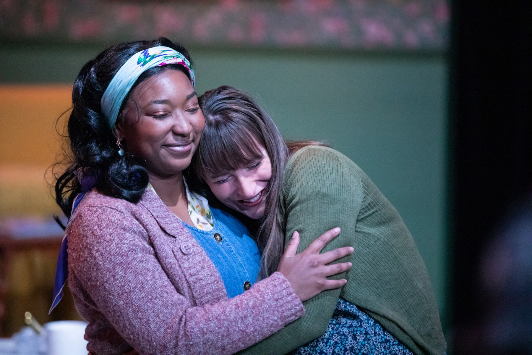 teonna wesley and brittni shambaugh addison in steel magnolias (2022) photo 4