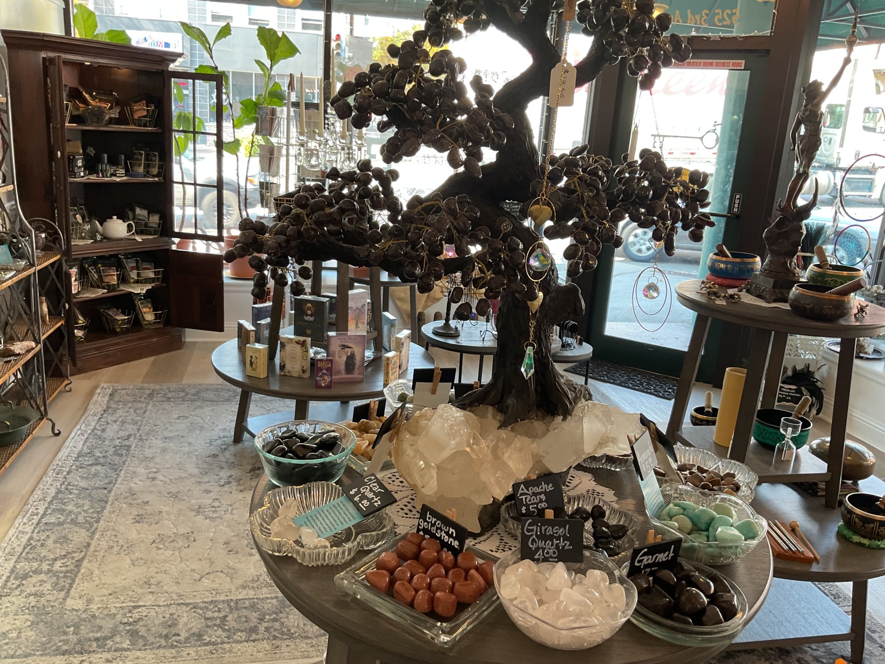 mystic sisters photo