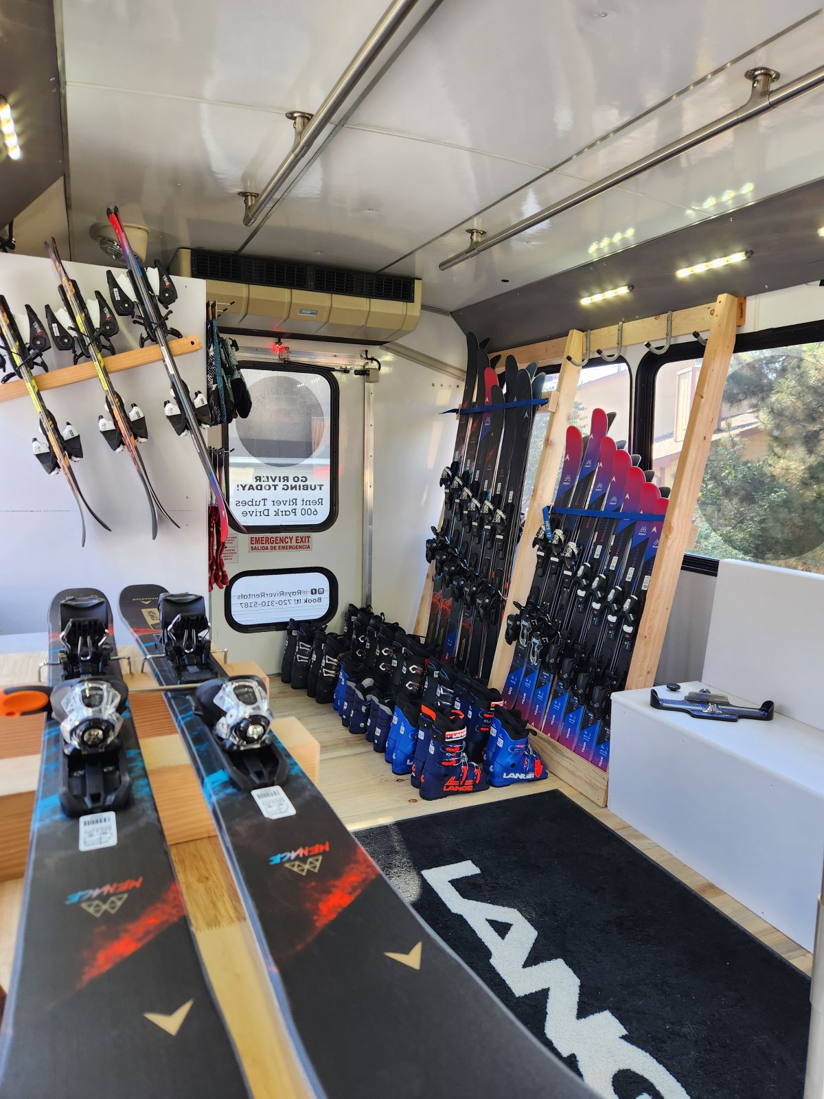 ray's ski rentals photo