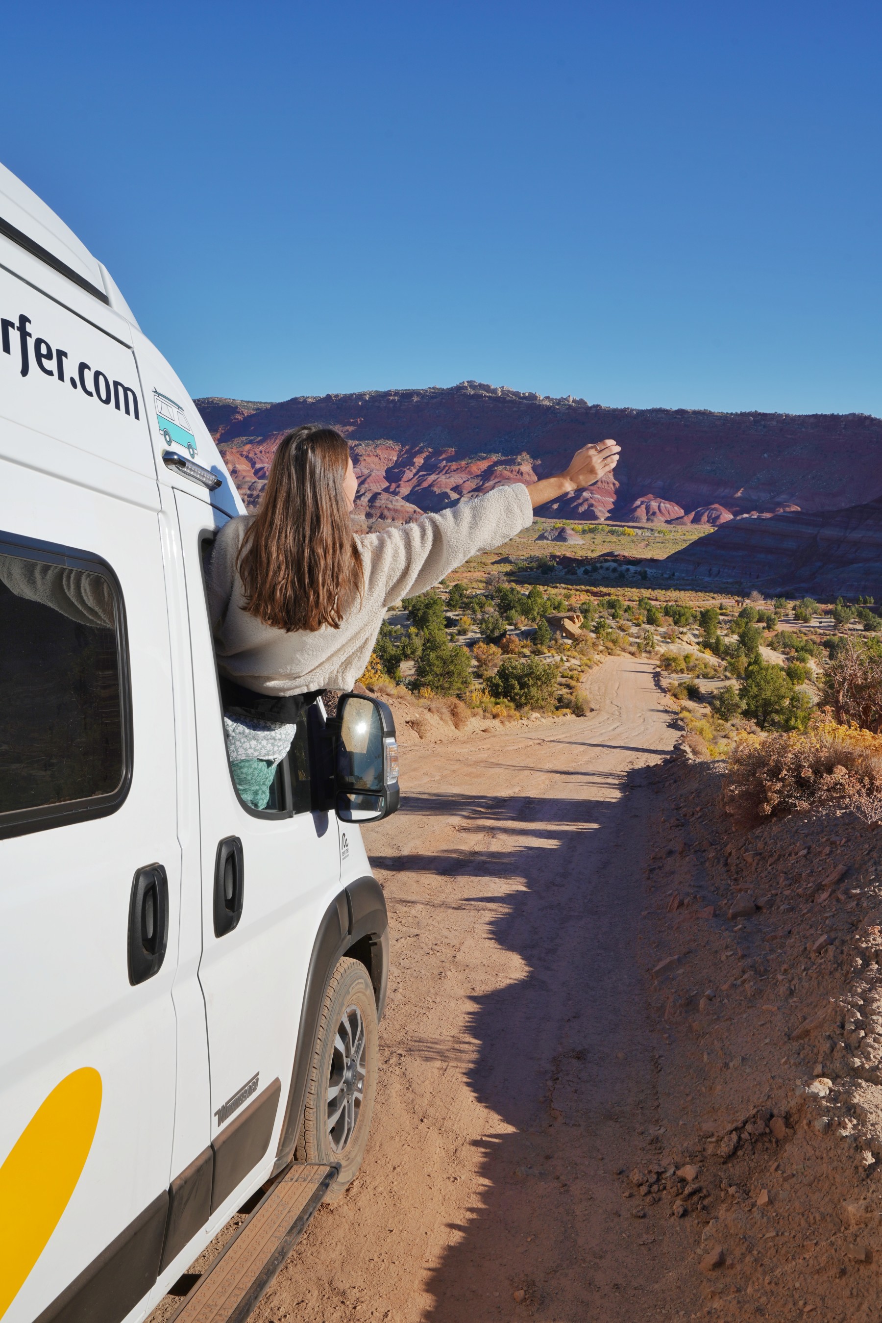 roadsurfer rv/camper van rental photo