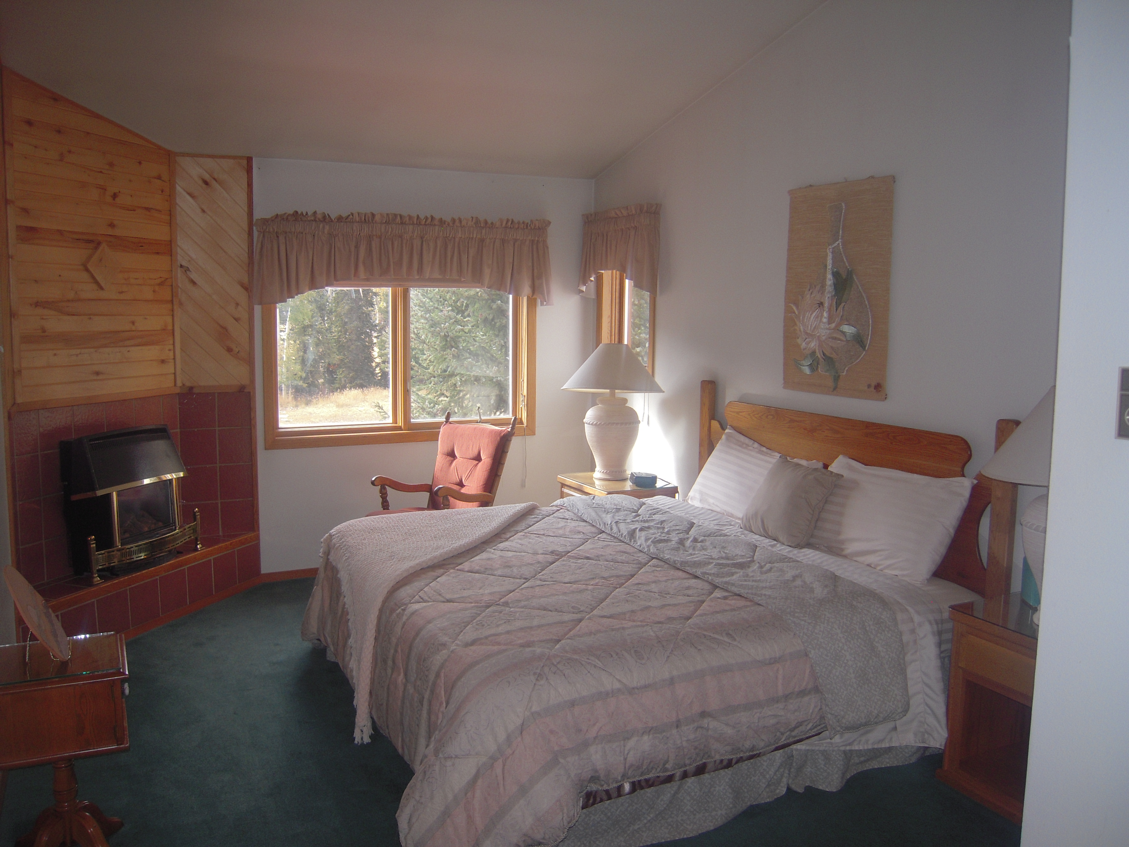 comfortable, cozy guest rooms photo