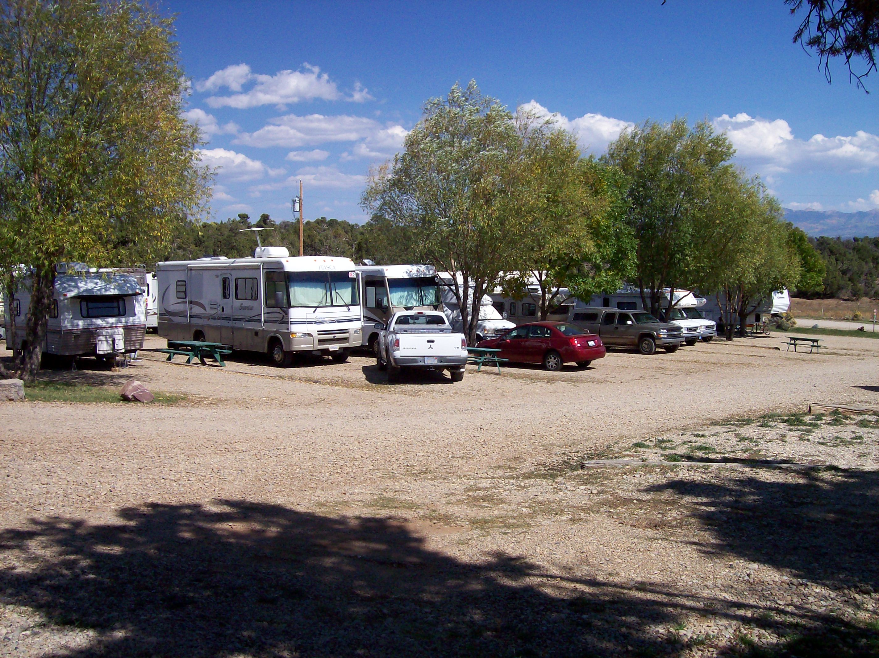 shaded pull thru rv sites photo