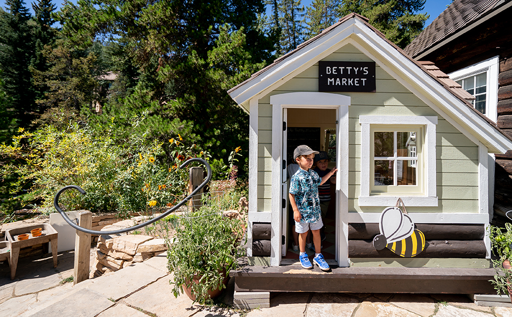 betty's market in the betty ford alpine gardens open seasonally photo 18