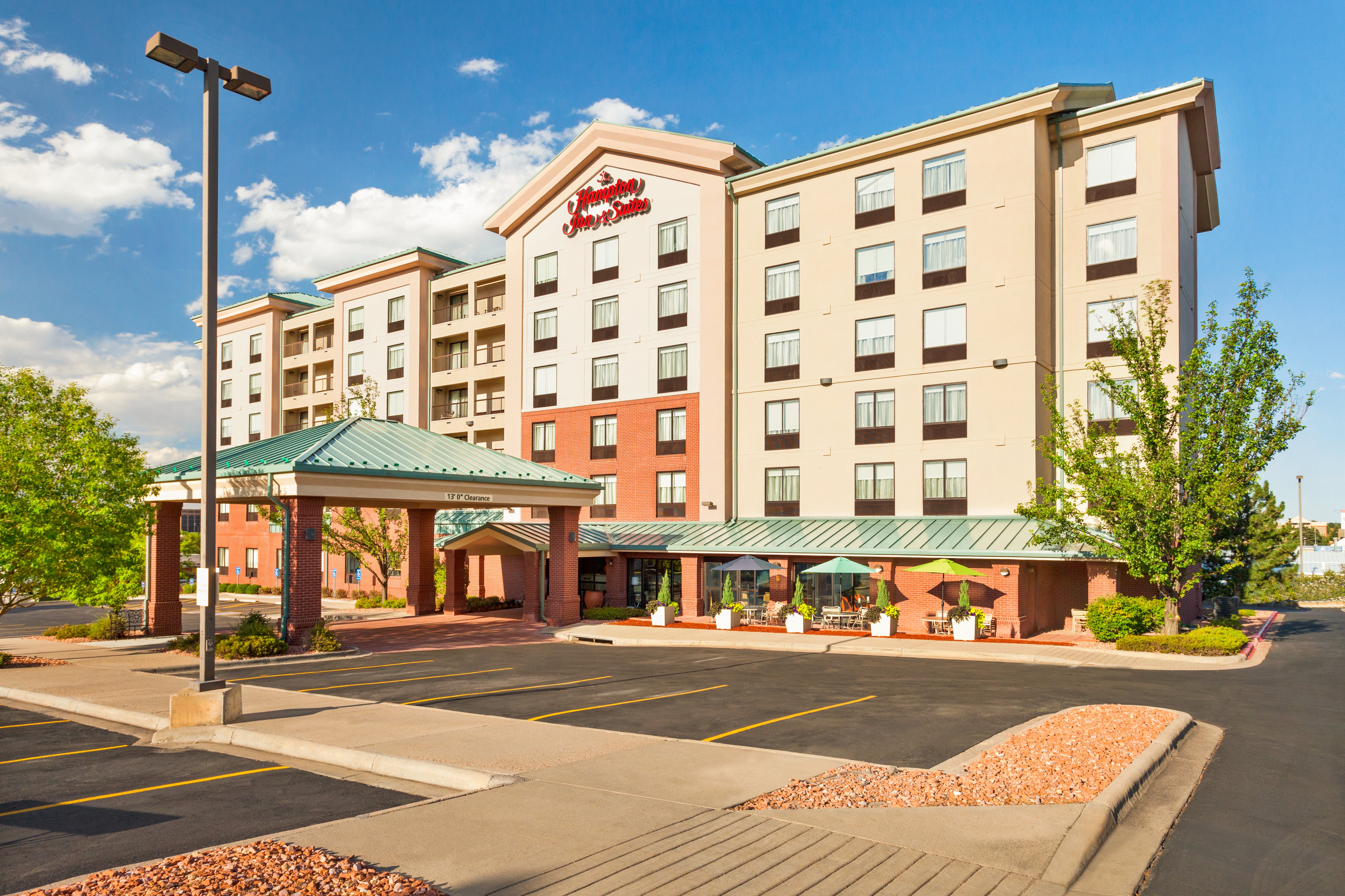hampton inn & suites denver-cherry creek - hotel exterior photo