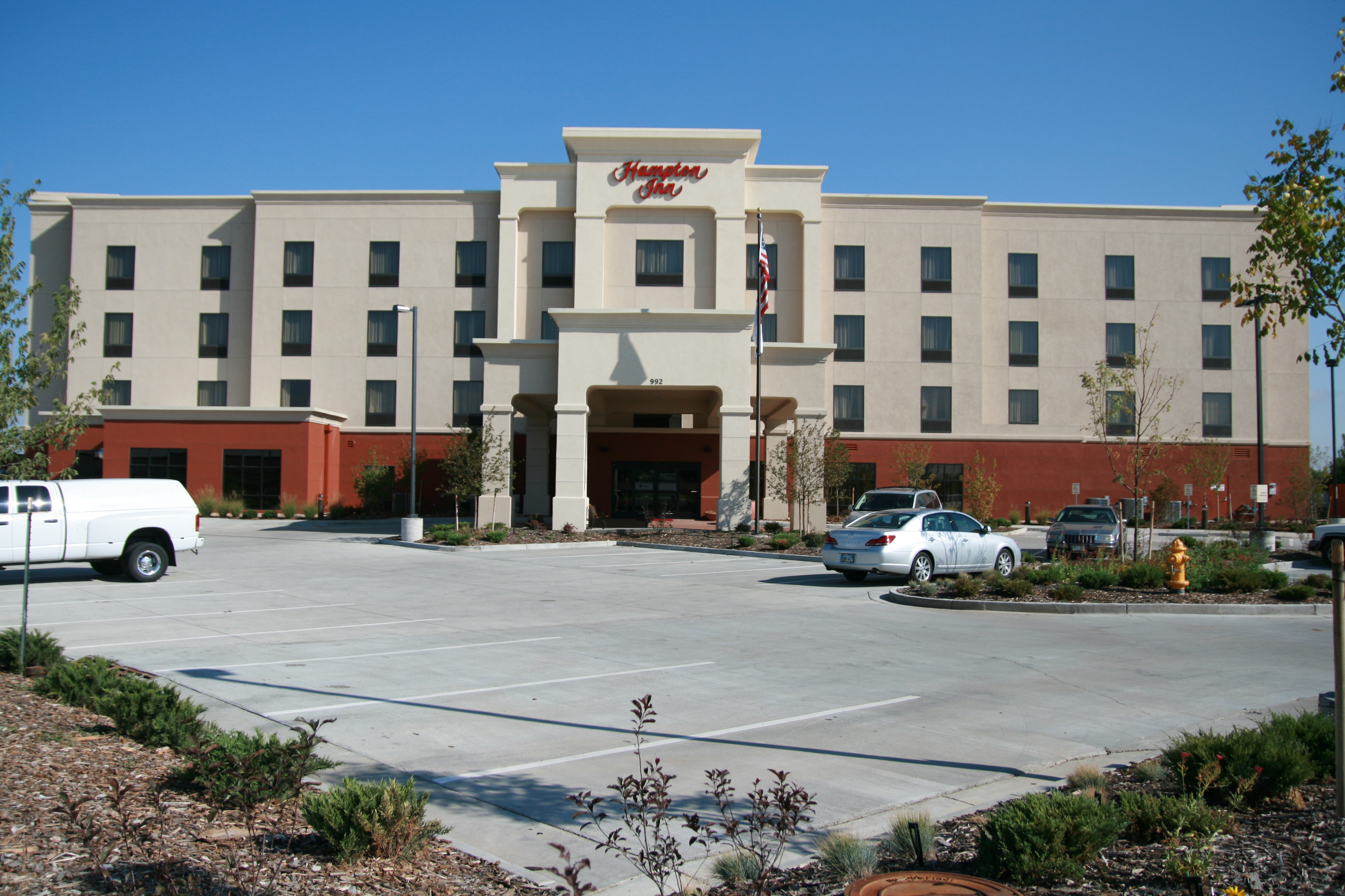 hampton inn denver northeast-brighton - hotel exterior photo