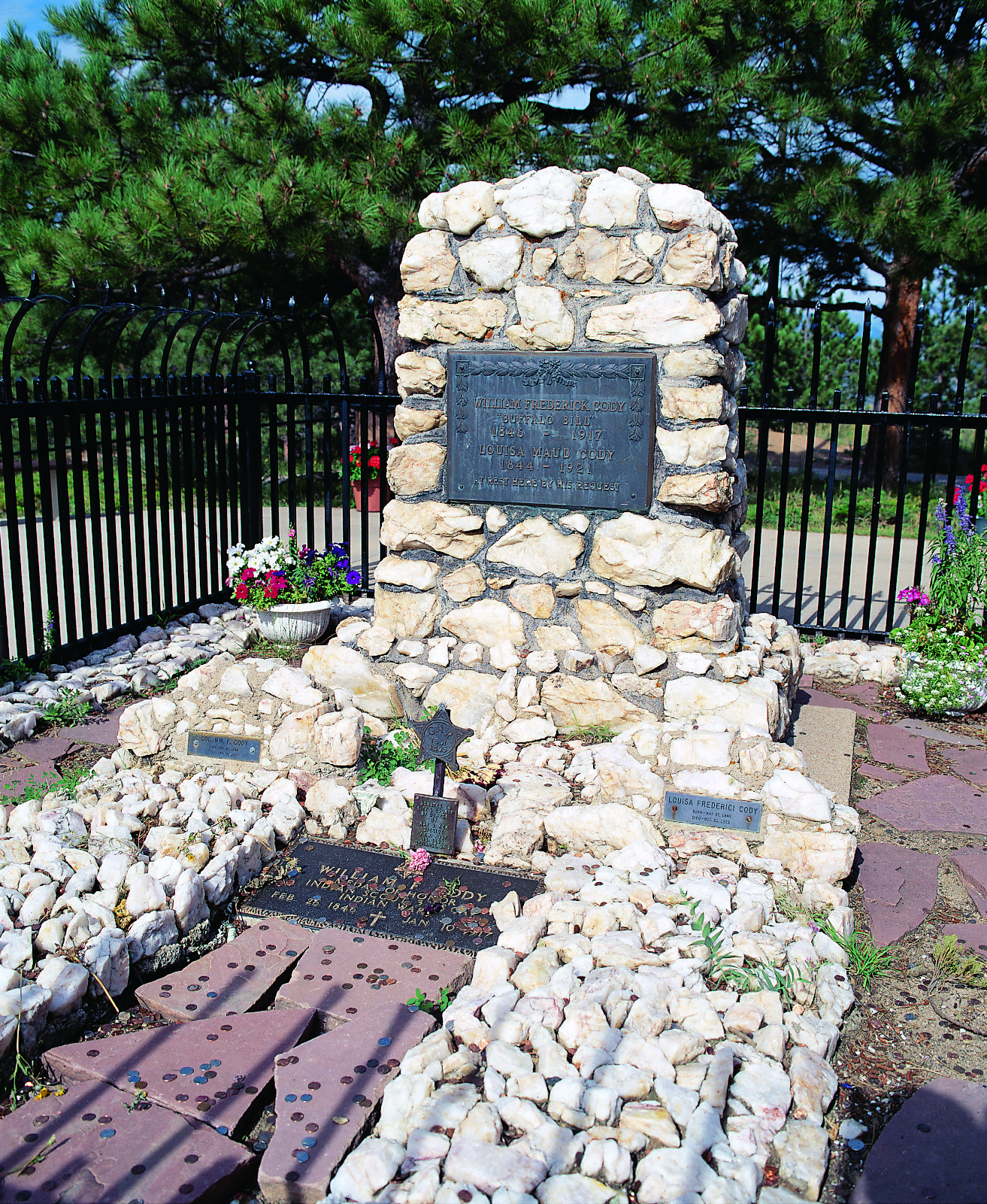 photo courtesy of buffalo bill museum and grave photo