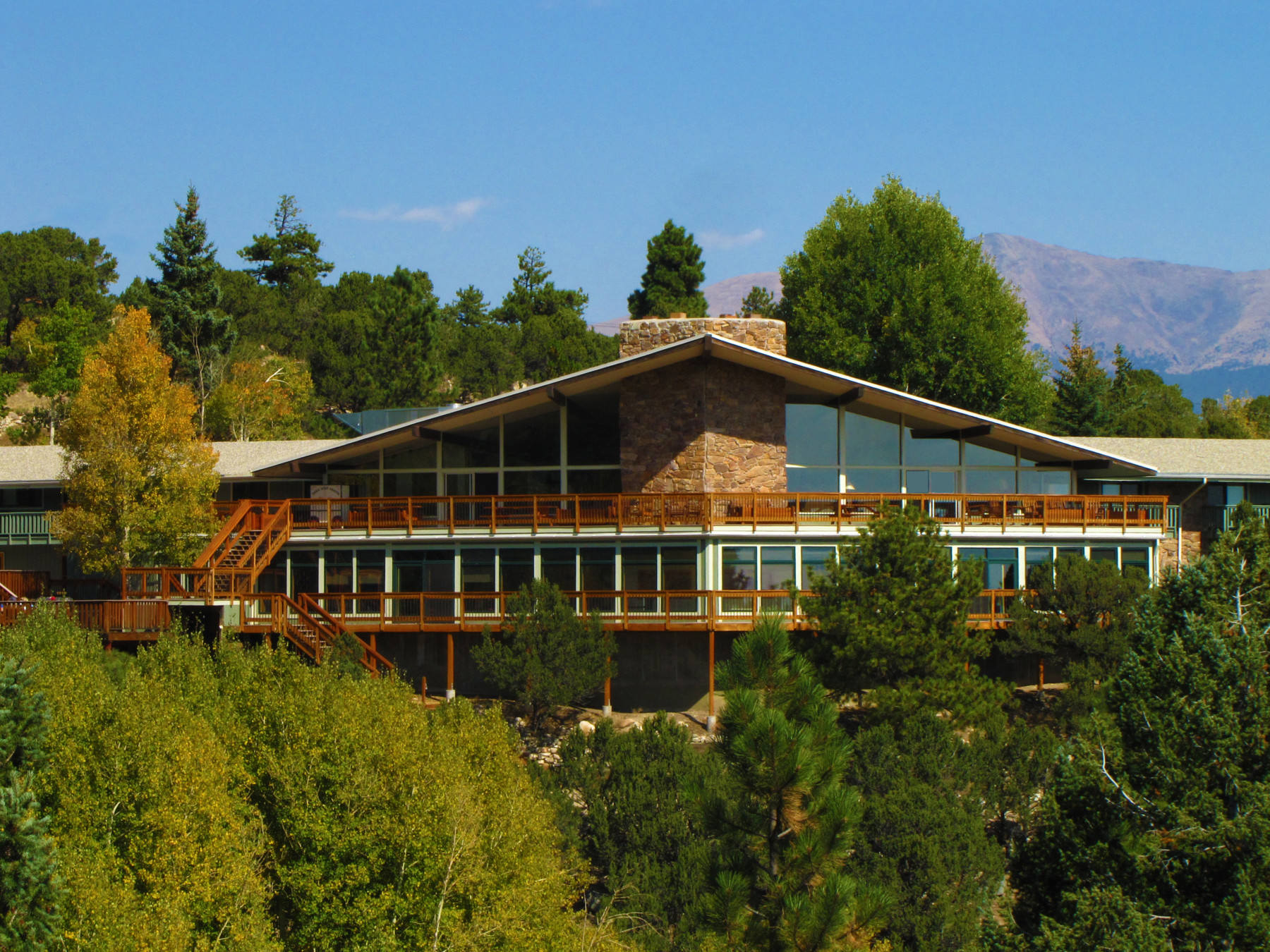 trail west lodge overlook photo