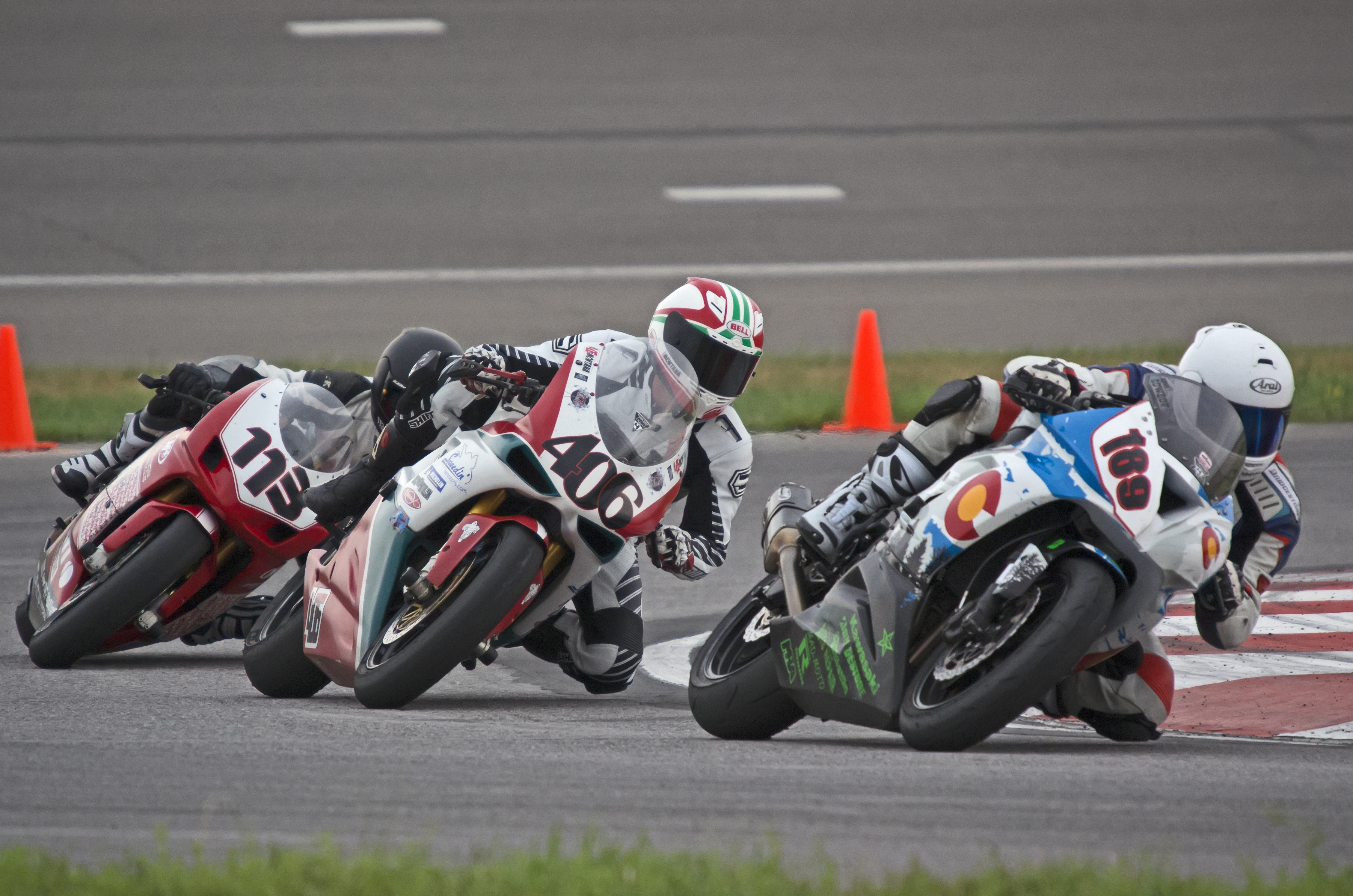 wheel to wheel racing in colorado photo